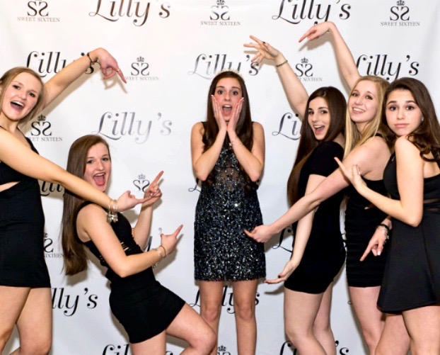 Hollywood Photo Booth photobooths NJ
